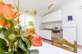Apartments Zvonko