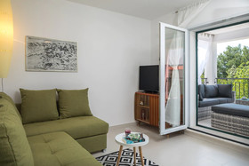 Holiday House Kanica