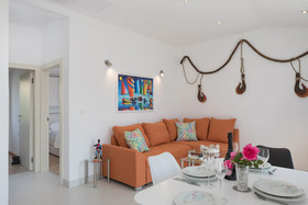 Holiday House Kanica