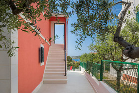 Holiday House Kanica
