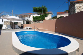 Holiday House Neda