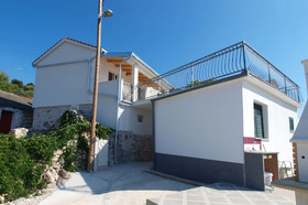 Holiday House Neda