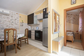 Holiday House Neda