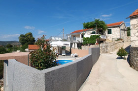 Holiday House Neda