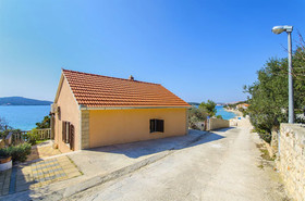 House Ante