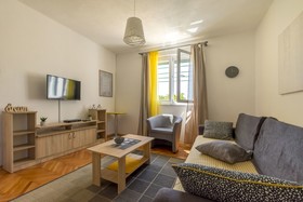 House Sahara
