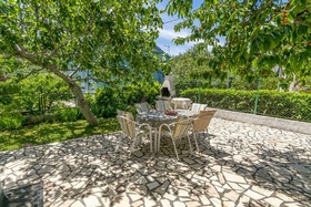 House Suncani Dvori