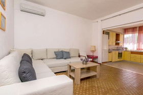 House Suncani Dvori