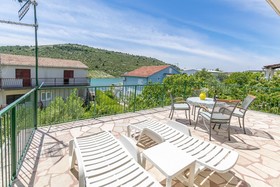 House Suncani Dvori