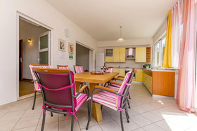 House Suncani Dvori