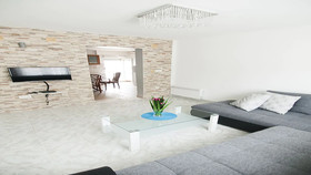 Villa Mona