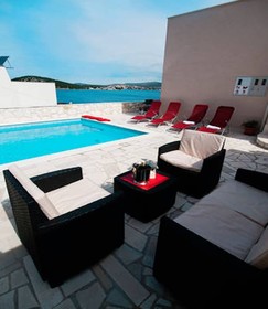 Villa Mona