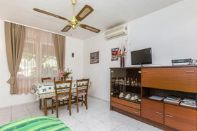 Apartments Mirjana