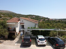 Apartments Nina