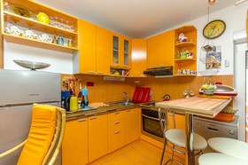 Apartments Pupa