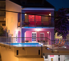 Apartments Pupa