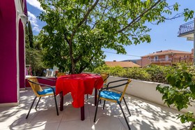 Apartments Pupa