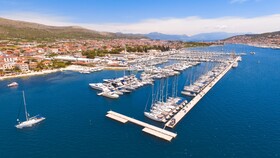 Marina Baotic Apartments