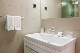 Marina Baotic Apartments