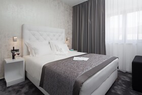Marina Baotic Apartments