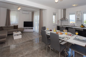 Villa Honey
