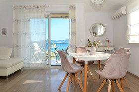 Mar Deluxe Apartments
