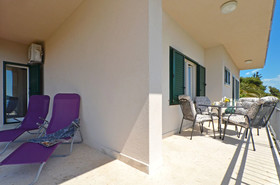 Mar Deluxe Apartments