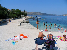 Apartments Milivoj