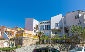Apartments Bellamare