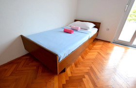 Apartments La Room