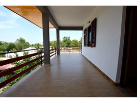 Apartments La Room