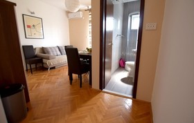 Apartments La Room