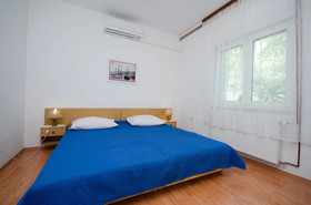 Apartments Ivan