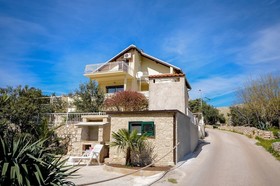 Apartments Danira