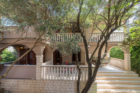 Apartments Teana