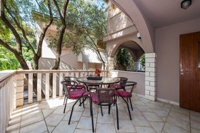 Apartments Teana