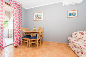 Apartments Teana