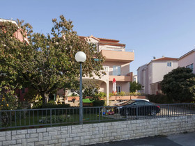 Apartments Vinka Brodarica