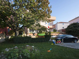 Apartments Vinka Brodarica