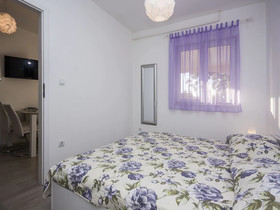 Apartments Vinka Brodarica