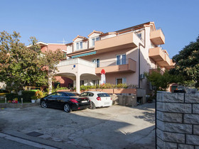 Apartments Vinka Brodarica