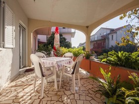 Apartments Vinka Brodarica