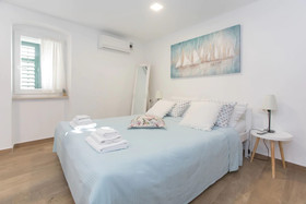 Aurum Apartments