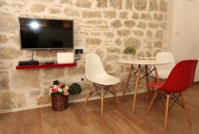 Aurum Apartments