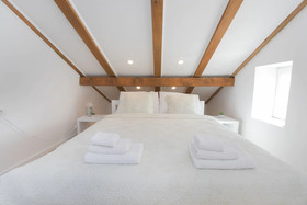 Aurum Apartments