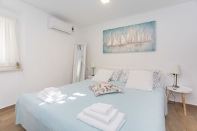 Aurum Apartments