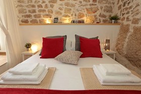 Aurum Apartments