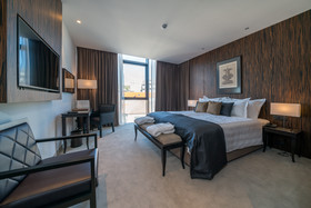 Bellevue Superior City Hotel