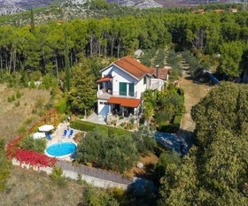 Villa Anka