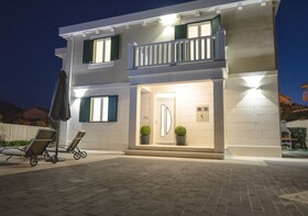 Villa Kami